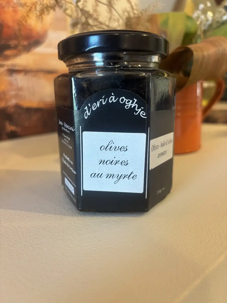 Olives noires au myrte